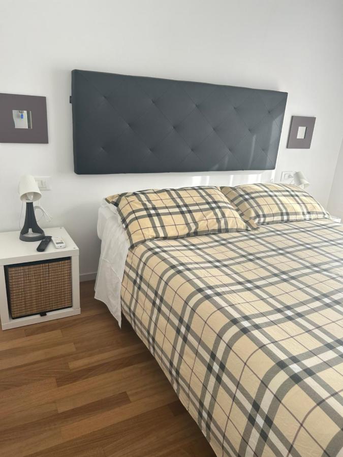 Civico 28 Bed & Breakfast Пескара Екстериор снимка