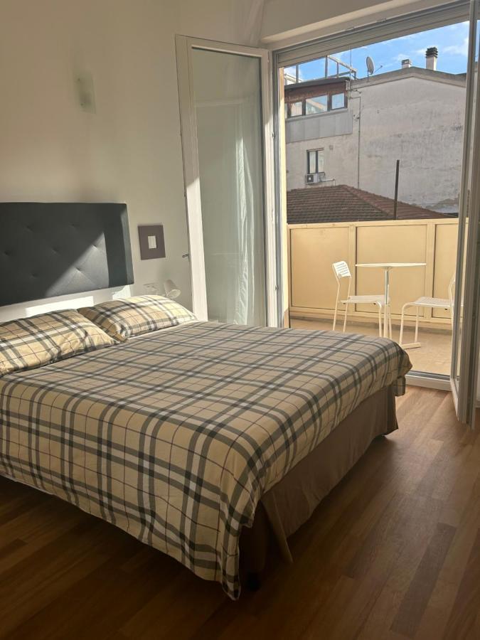 Civico 28 Bed & Breakfast Пескара Екстериор снимка